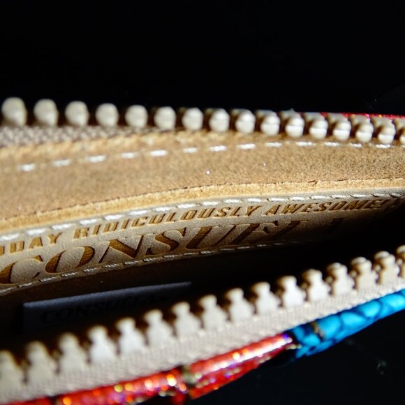 NEW Consuela Indy Card Organizer - Picture 9 of 9